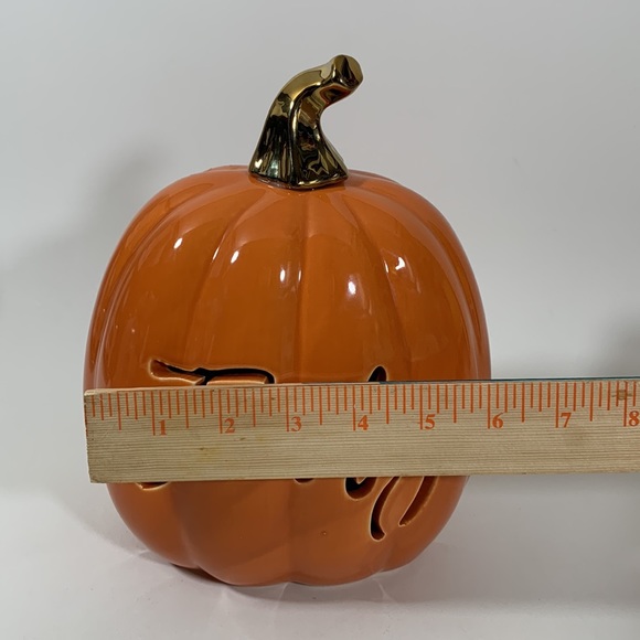 Ceramic Pumpkin Lantern Home Decor - Picture 8 of 8
